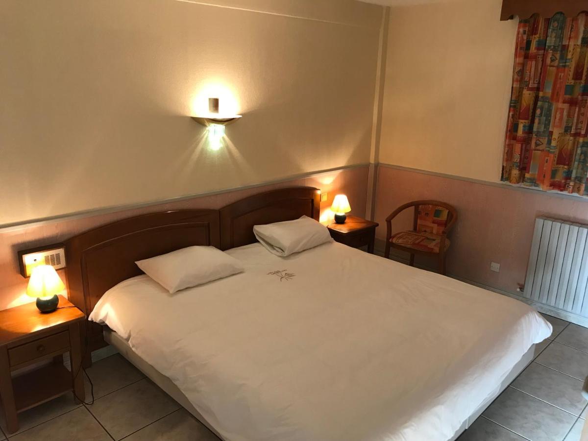 Residence Eau De Forme Mont-Louis Bagian luar foto